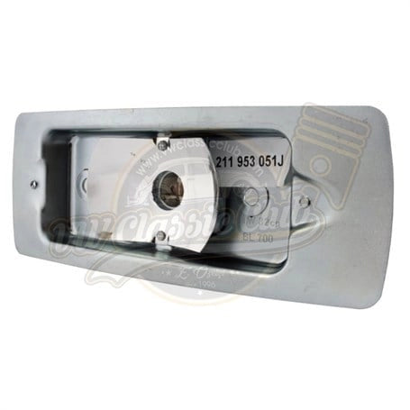 turn signal lower mounting plate left for vw t2 early bay 1968 1971 3 3496
