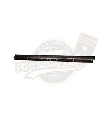 vw beetle cabriolet right quarter window beltline trim 1965 1979 25 2713